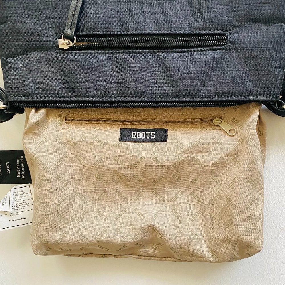 Roots Crossbody Shoulder bag Black And Navy - Picture 5 of 16